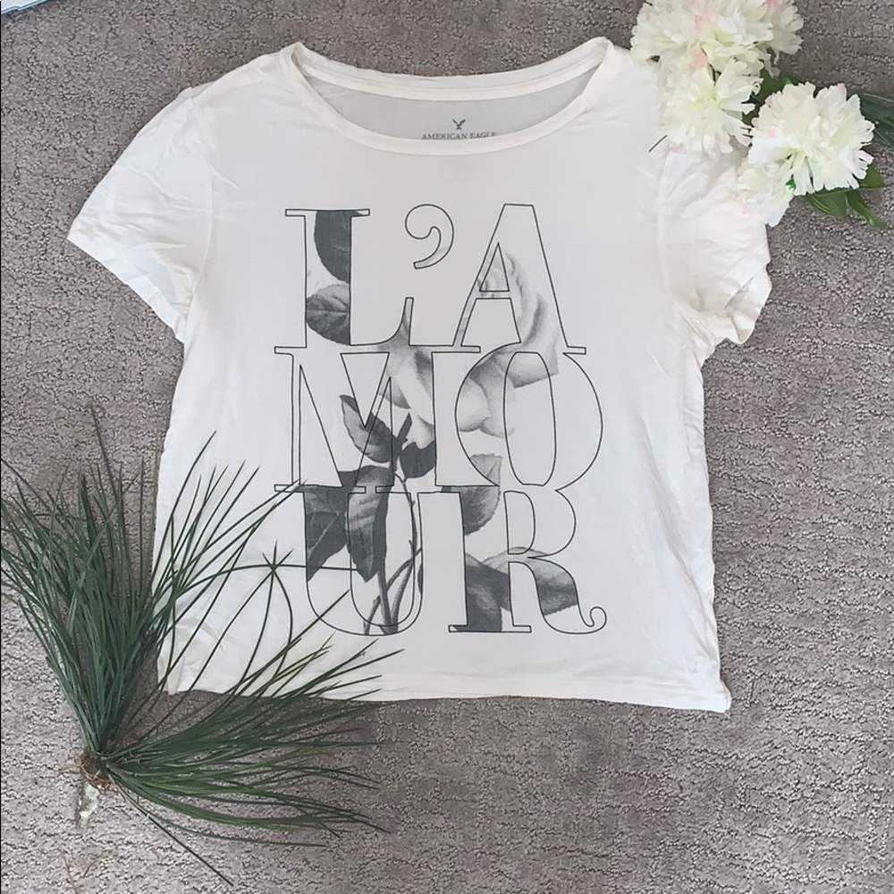 American Eagle short sleeve tee